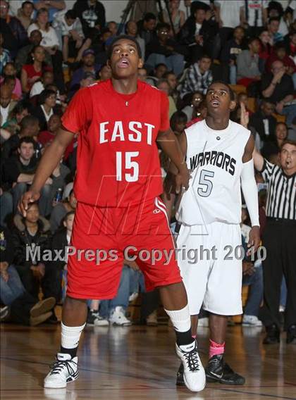 Thumbnail 3 in Montbello vs. Denver East photogallery.