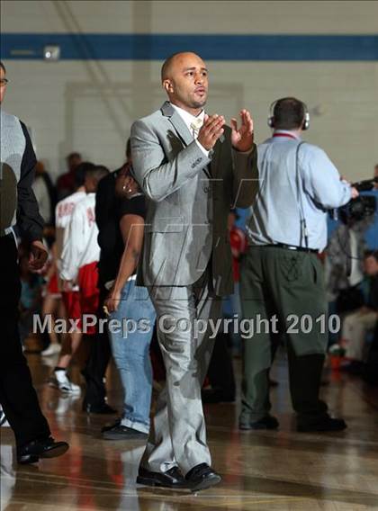 Thumbnail 3 in Montbello vs. Denver East photogallery.