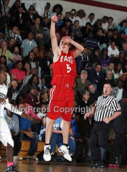 Thumbnail 2 in Montbello vs. Denver East photogallery.