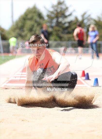 Thumbnail 3 in Strasburg Regional Meet photogallery.