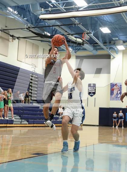 Thumbnail 2 in Hayfield @ Yorktown photogallery.
