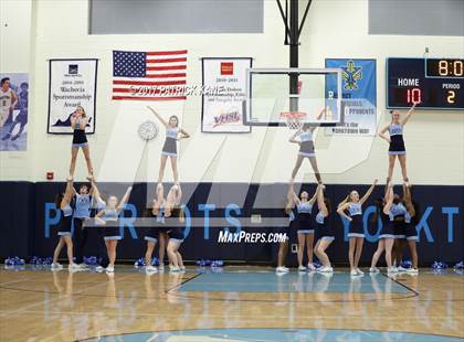 Thumbnail 2 in Hayfield @ Yorktown photogallery.