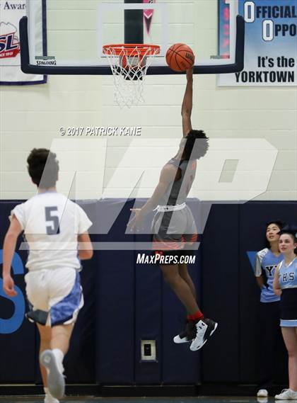 Thumbnail 1 in Hayfield @ Yorktown photogallery.