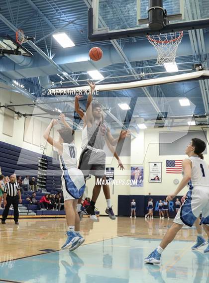 Thumbnail 2 in Hayfield @ Yorktown photogallery.