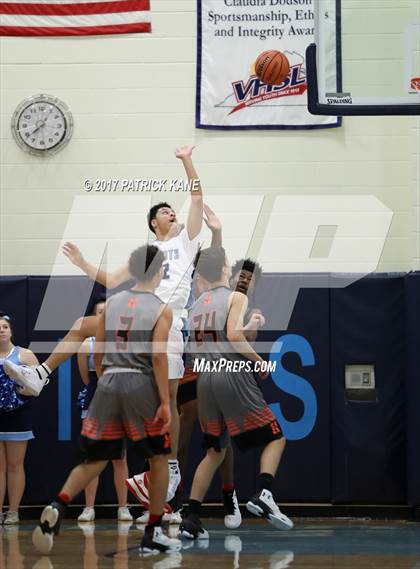 Thumbnail 3 in Hayfield @ Yorktown photogallery.