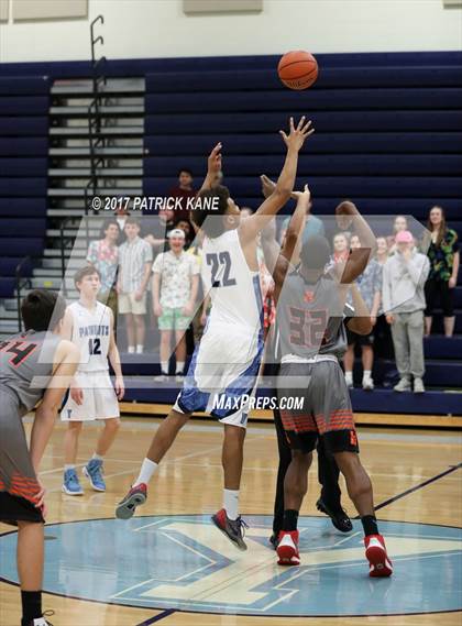 Thumbnail 2 in Hayfield @ Yorktown photogallery.