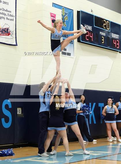 Thumbnail 2 in Hayfield @ Yorktown photogallery.