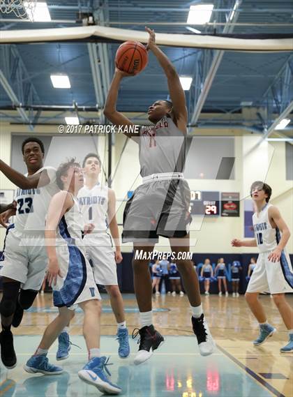 Thumbnail 1 in Hayfield @ Yorktown photogallery.