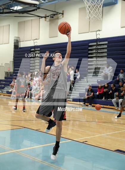 Thumbnail 1 in Hayfield @ Yorktown photogallery.