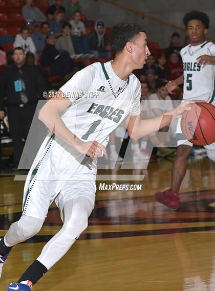 Thumbnail 3 in Elliot Christian vs. Argonaut (CIF SJS D5 Final) photogallery.
