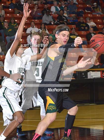 Thumbnail 3 in Elliot Christian vs. Argonaut (CIF SJS D5 Final) photogallery.