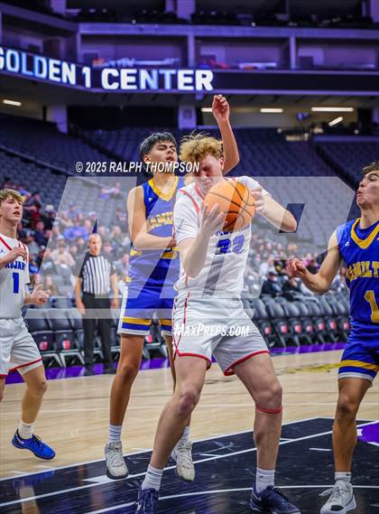 Thumbnail 2 in Hamilton vs. Durham (Golden 1 Center) photogallery.