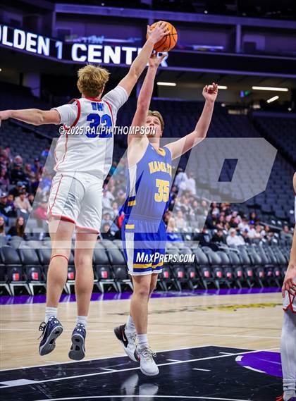 Thumbnail 1 in Hamilton vs. Durham (Golden 1 Center) photogallery.