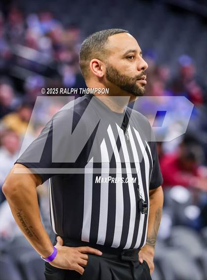 Thumbnail 1 in Hamilton vs. Durham (Golden 1 Center) photogallery.
