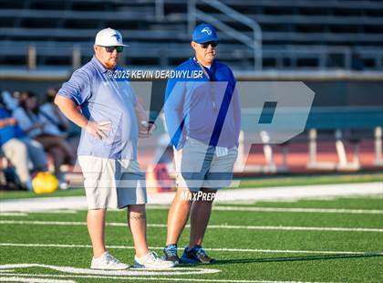 Thumbnail 2 in Pueblo Central @ Moorpark photogallery.