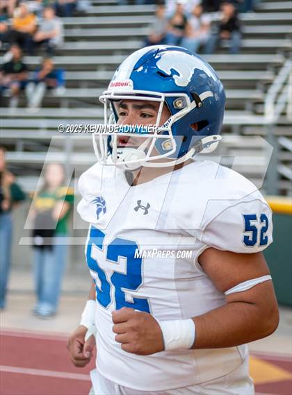 Thumbnail 2 in Pueblo Central @ Moorpark photogallery.