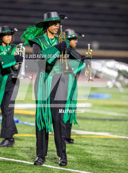 Thumbnail 3 in Pueblo Central @ Moorpark photogallery.