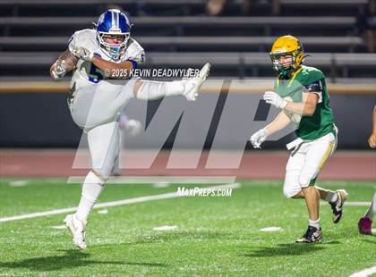 Thumbnail 2 in Pueblo Central @ Moorpark photogallery.