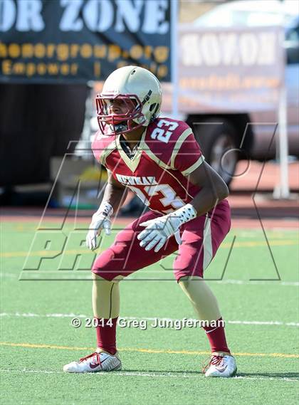 Thumbnail 2 in Churchill County vs. Cardinal Newman (Honor Bowl) photogallery.