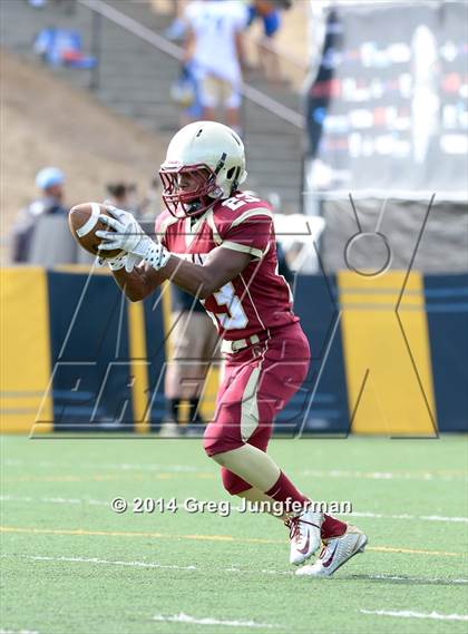 Thumbnail 2 in Churchill County vs. Cardinal Newman (Honor Bowl) photogallery.
