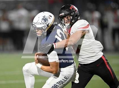 Thumbnail 3 in San Clemente @ St. John Bosco (CIF-SS D1 Playoff) photogallery.