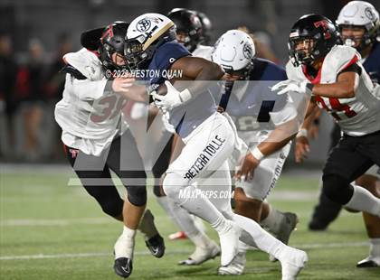 Thumbnail 2 in San Clemente @ St. John Bosco (CIF-SS D1 Playoff) photogallery.