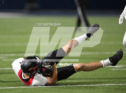 Thumbnail 2 in San Clemente @ St. John Bosco (CIF-SS D1 Playoff) photogallery.