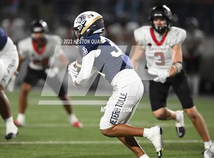 Thumbnail 1 in San Clemente @ St. John Bosco (CIF-SS D1 Playoff) photogallery.