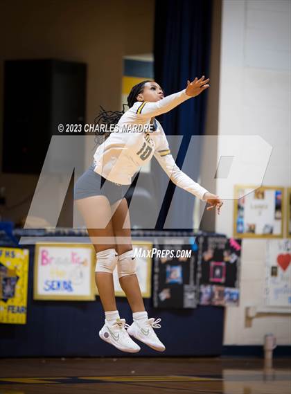 Thumbnail 1 in Jack Britt @ Cape Fear photogallery.