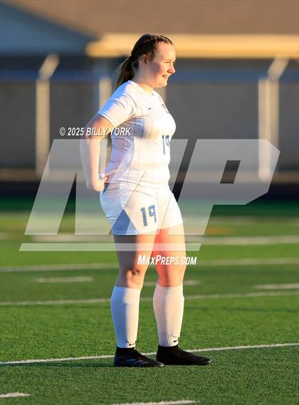 Thumbnail 1 in Grand Saline vs Brownsboro photogallery.