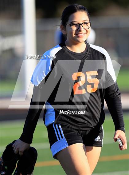Thumbnail 2 in Grand Saline vs Brownsboro photogallery.