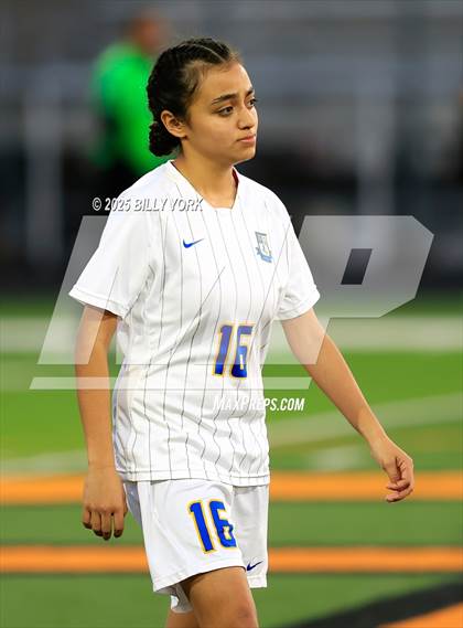 Thumbnail 1 in Grand Saline vs Brownsboro photogallery.
