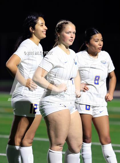Thumbnail 2 in Grand Saline vs Brownsboro photogallery.