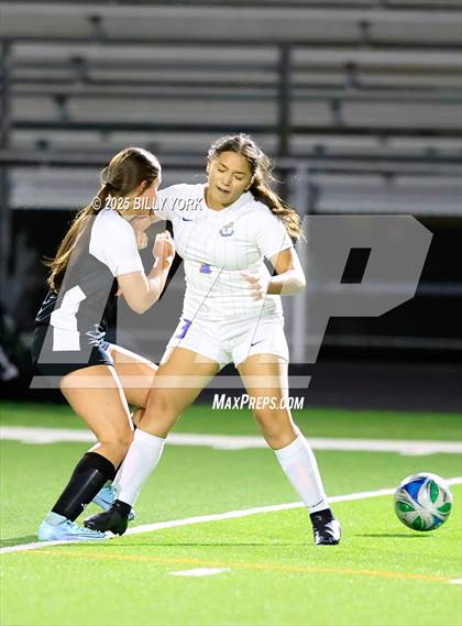 Thumbnail 2 in Grand Saline vs Brownsboro photogallery.