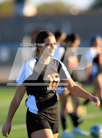 Thumbnail 1 in Grand Saline vs Brownsboro photogallery.