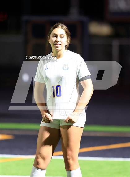 Thumbnail 2 in Grand Saline vs Brownsboro photogallery.