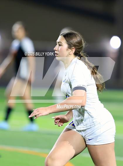 Thumbnail 2 in Grand Saline vs Brownsboro photogallery.