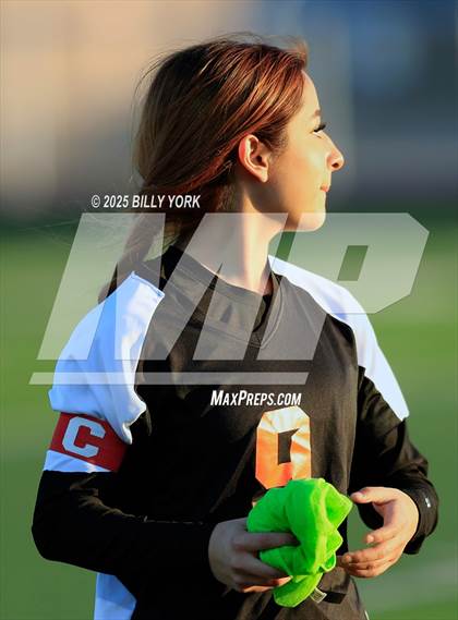 Thumbnail 3 in Grand Saline vs Brownsboro photogallery.