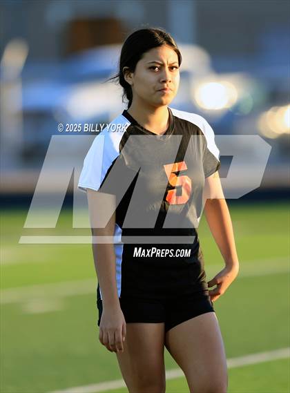 Thumbnail 3 in Grand Saline vs Brownsboro photogallery.