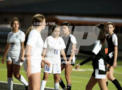 Thumbnail 3 in Grand Saline vs Brownsboro photogallery.