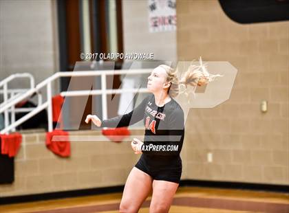 Thumbnail 1 in Lee @ Rockwall-Heath photogallery.