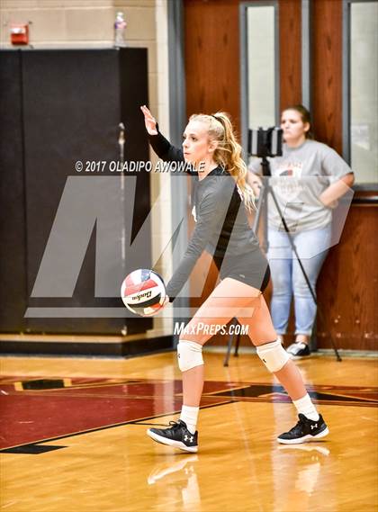 Thumbnail 1 in Lee @ Rockwall-Heath photogallery.