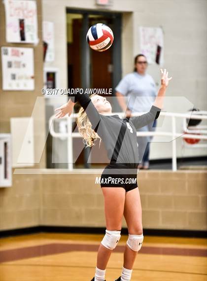 Thumbnail 1 in Lee @ Rockwall-Heath photogallery.