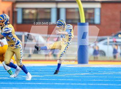 Thumbnail 2 in Maryville @ Lincoln College Prep photogallery.