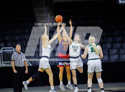 Thumbnail 1 in Millard West vs. Omaha Northwest photogallery.