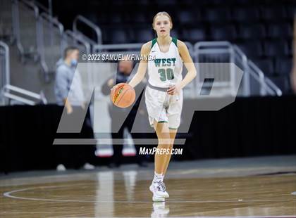 Thumbnail 2 in Millard West vs. Omaha Northwest photogallery.