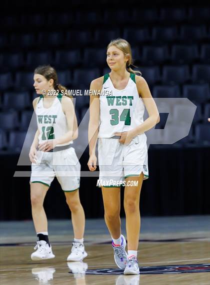 Thumbnail 2 in Millard West vs. Omaha Northwest photogallery.