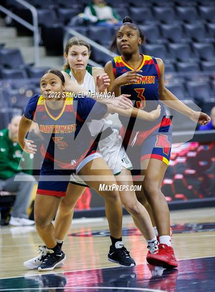 Thumbnail 2 in Millard West vs. Omaha Northwest photogallery.