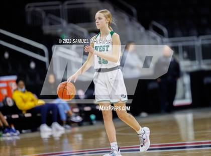 Thumbnail 3 in Millard West vs. Omaha Northwest photogallery.