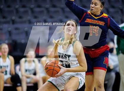 Thumbnail 3 in Millard West vs. Omaha Northwest photogallery.